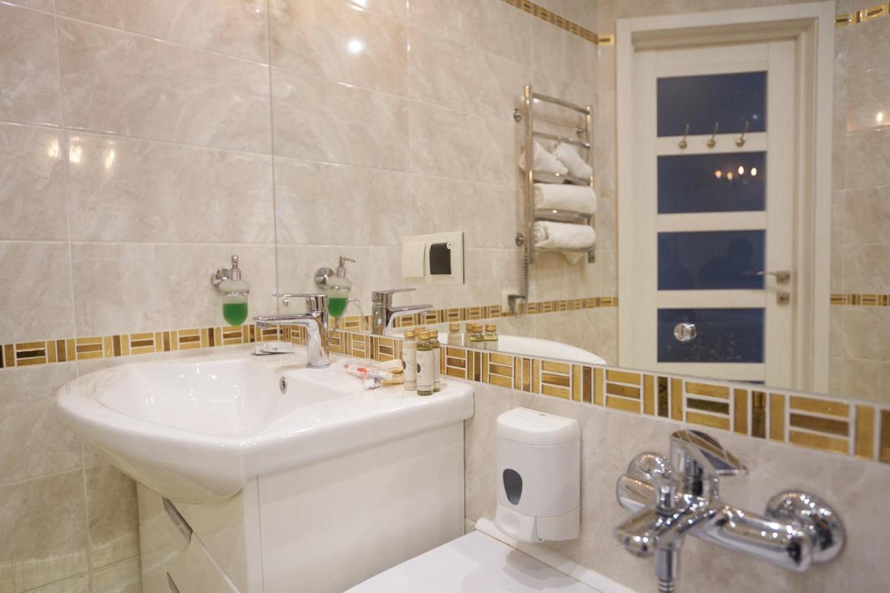 Boutique Apartment Kremenchuk Ngoại thất bức ảnh